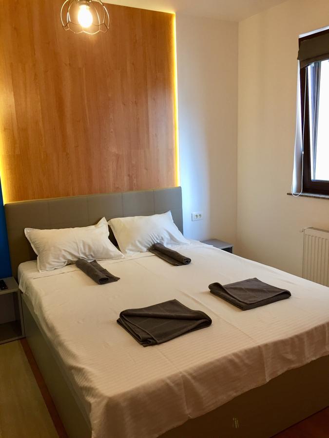 Apartament Aty Navodari Luaran gambar