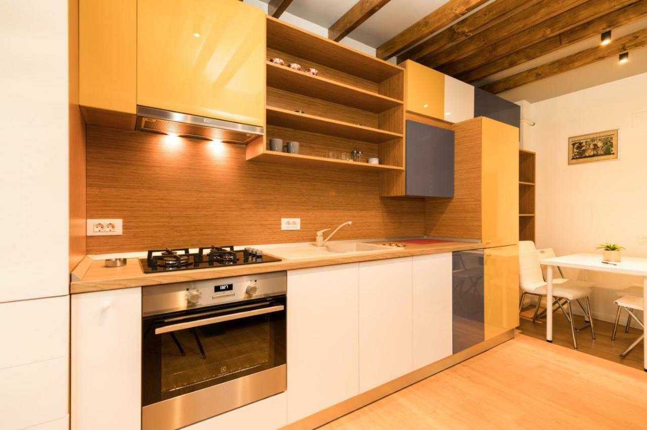 Apartament Aty Navodari Luaran gambar
