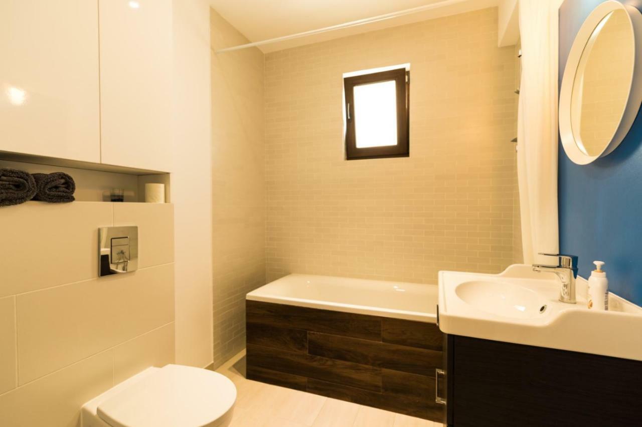Apartament Aty Navodari Luaran gambar