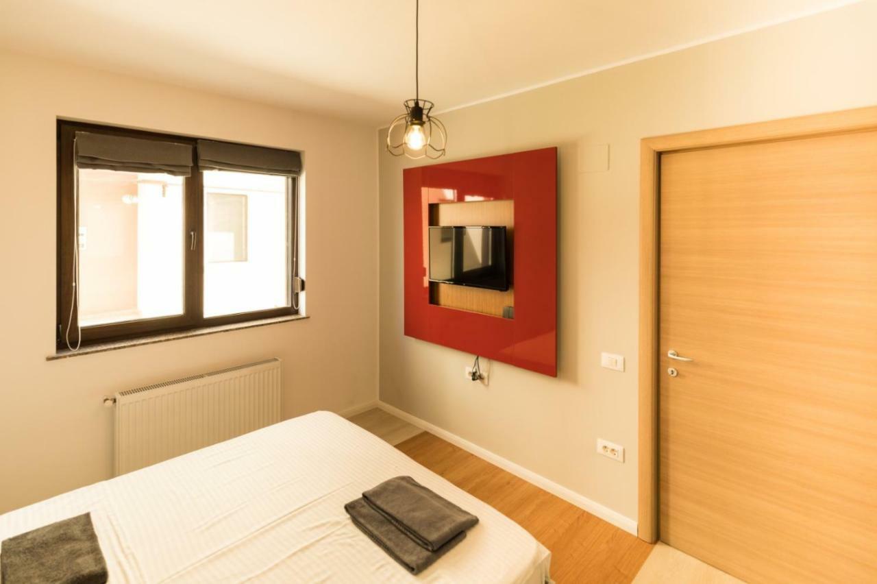 Apartament Aty Navodari Luaran gambar